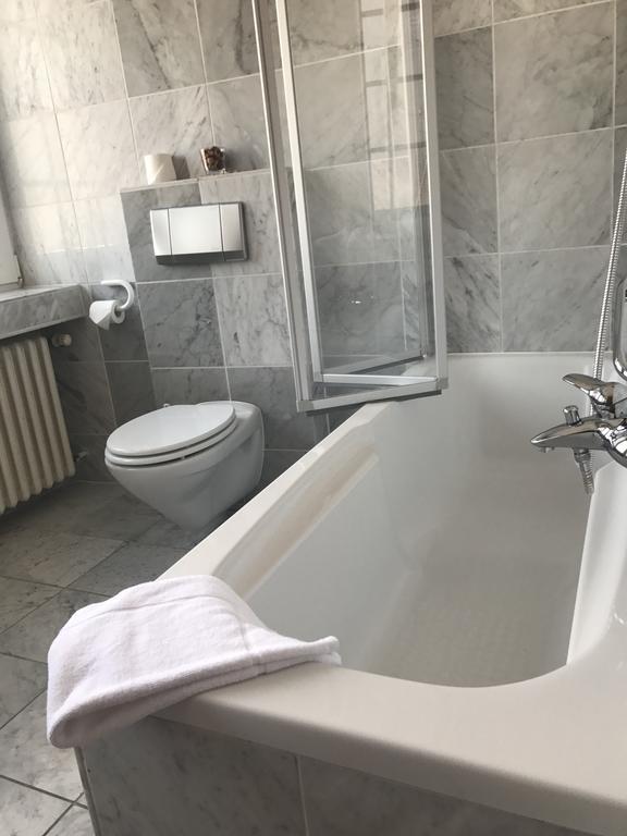 Hotel Koelner Hof Dormagen Exteriör bild