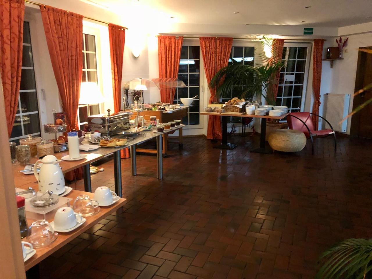 Hotel Koelner Hof Dormagen Exteriör bild